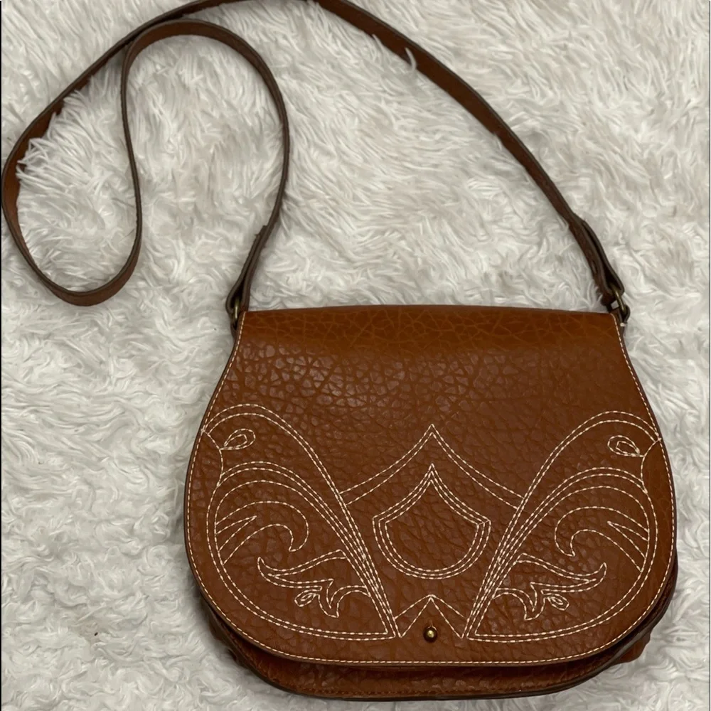 🎉HP🎉 Abercrombie & fitch purse. - Picture 3 of 7
